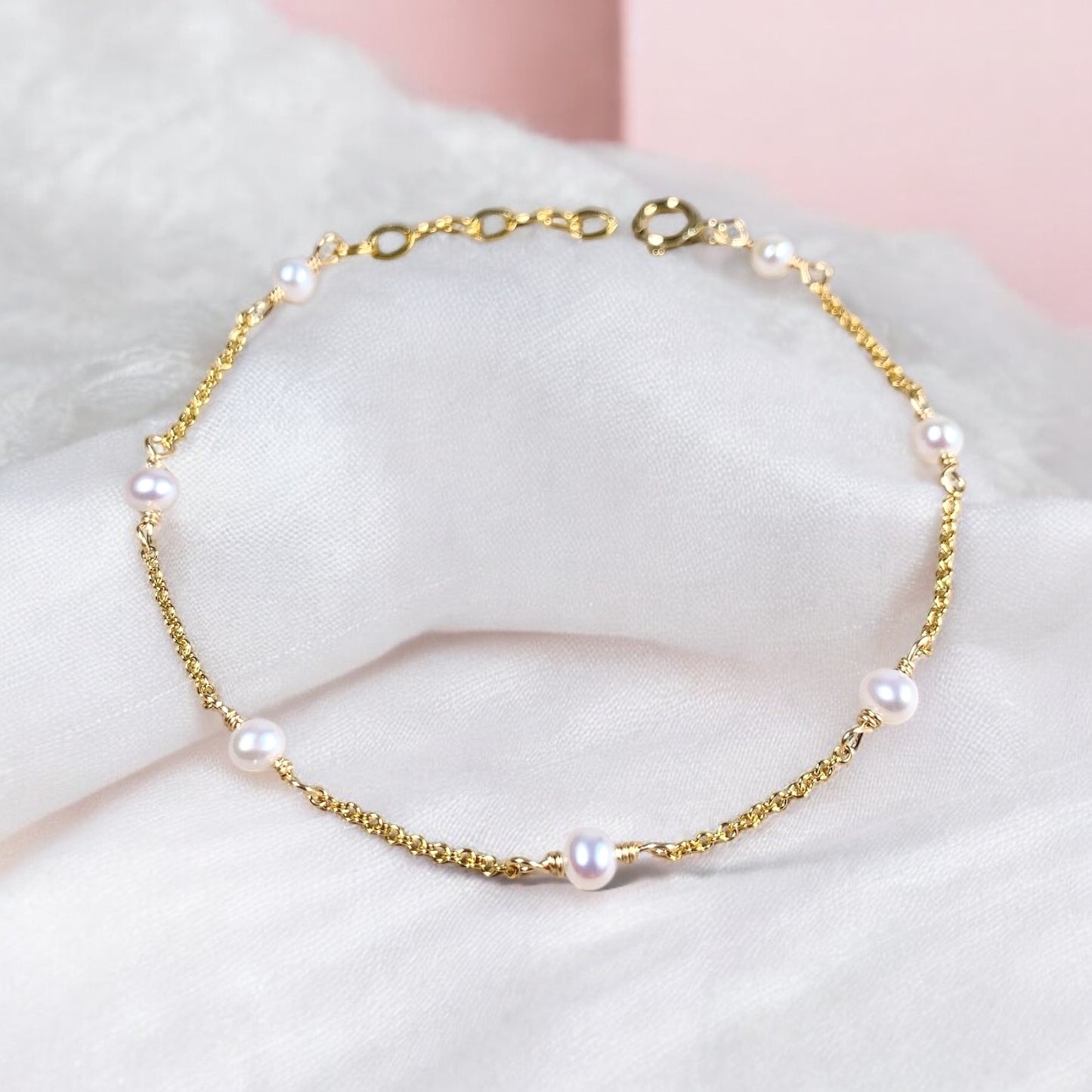 Pearl by the yard Bracelet