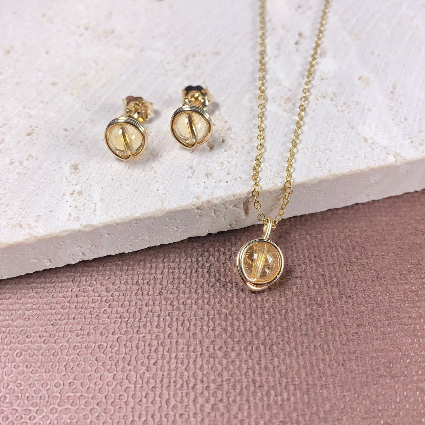 Soli Citrine Necklace / November