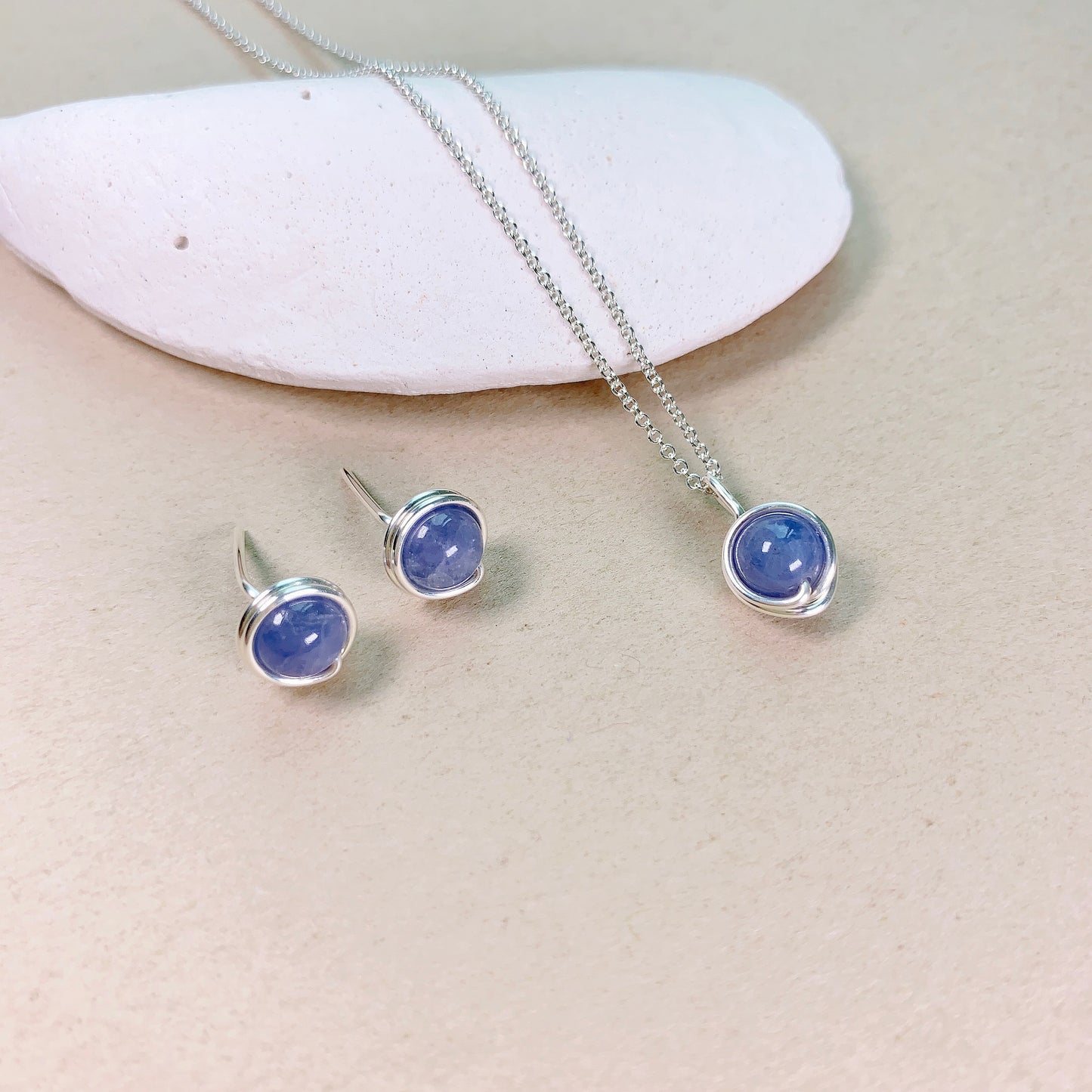 Soli Tanzanite Necklace / December