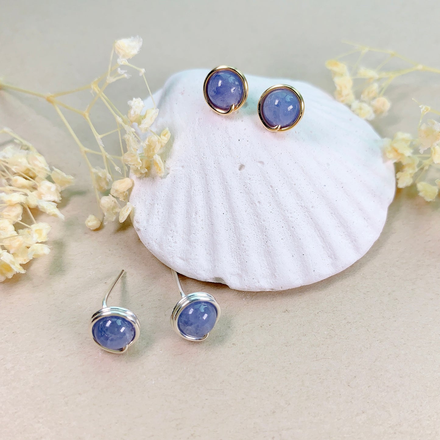 Soli Tanzanite Stud Earrings / December