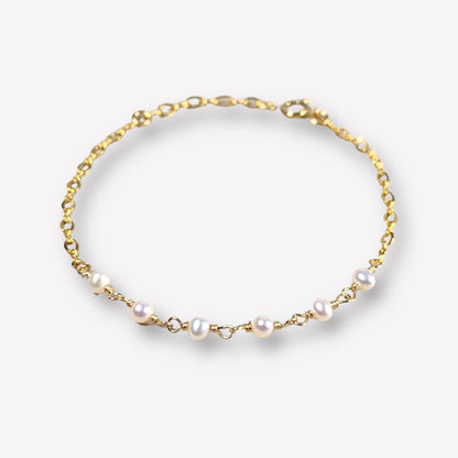 Dainty Pearl mid Bracelet