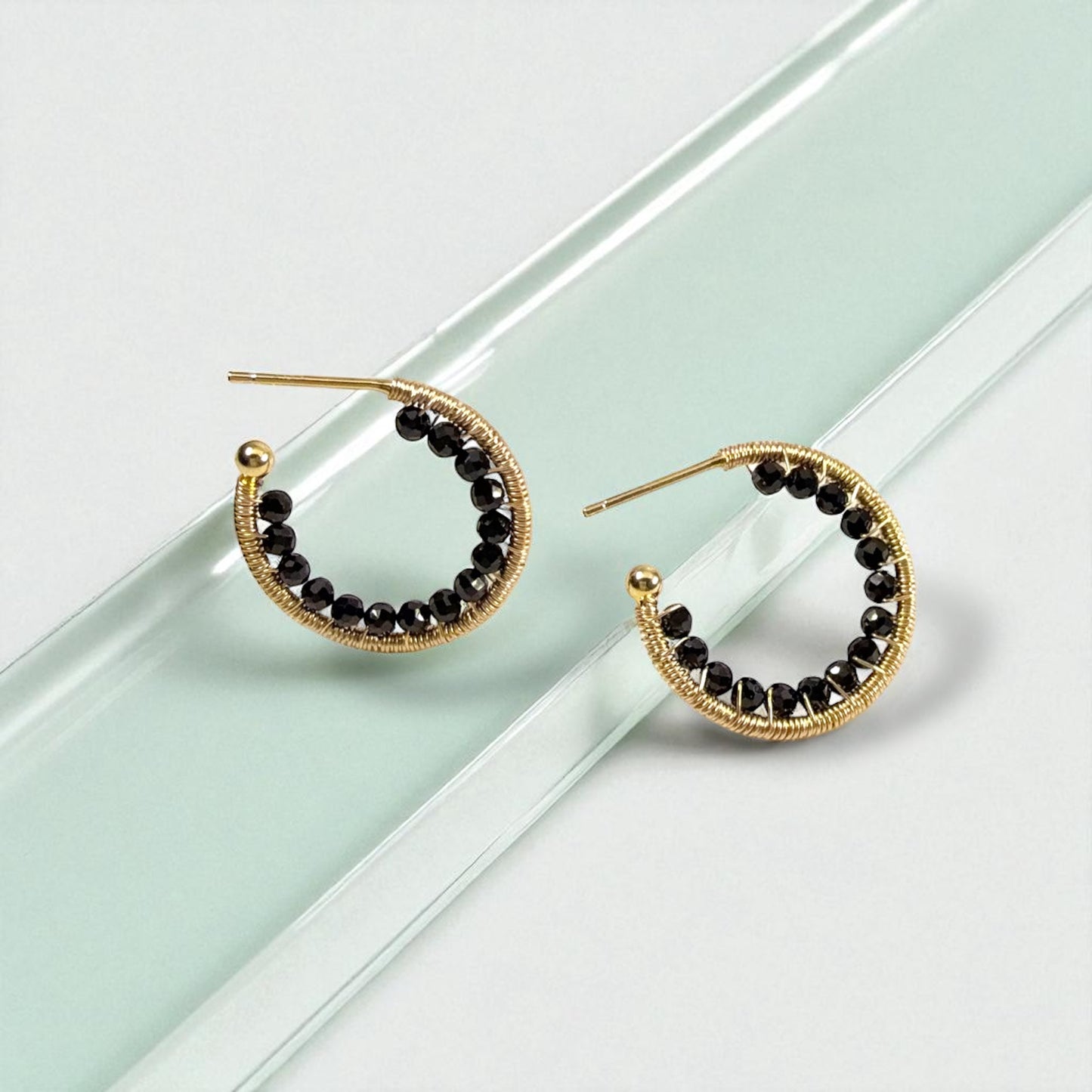 Black Spinel S Hoop Earrings