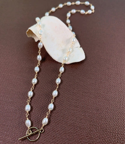 Drop Pearl Necklace