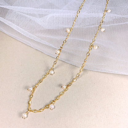 Dainty Pearl Round Dangle Necklace